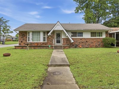 2744 S 75th East Ave