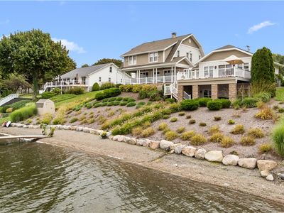 106 E Lake Rd