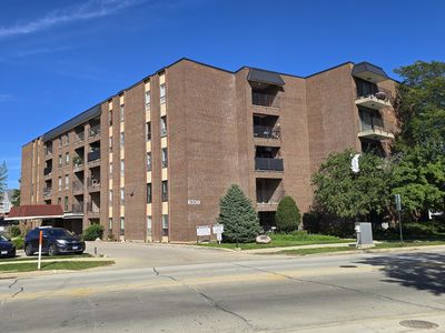6330 Lincoln Ave Unit 4J