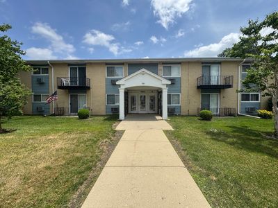 9561 Dee Rd APT 1A