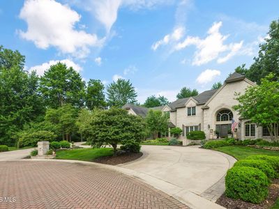 4 Hunters Gate Dr