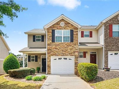 228 Derby Ct