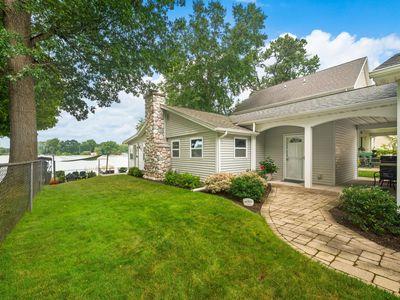 52390 Twin Lakeview Dr