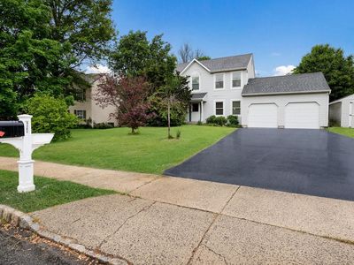 4806 Woodspring Dr