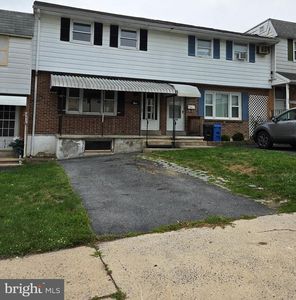 636 Centre St
