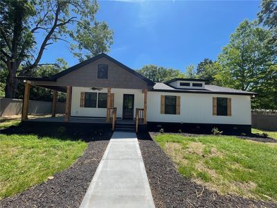2611 Anderson Hwy