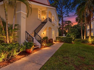 7768 FAIRWAY WOODS DRIVE #1306