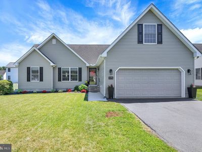 376 Mystic Ln