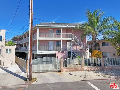 2109 Manitou Ave