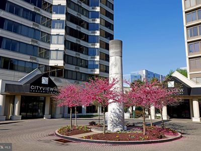 2001 Hamilton St Penthouse P209