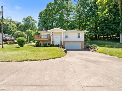 Property at 63 W Mohawk Dr, Malvern, OH