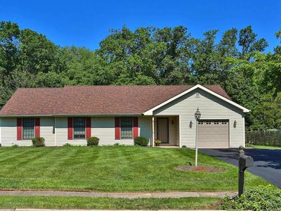 2001 Foster Rd