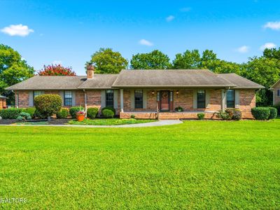 855 Westgate Dr