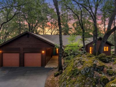 16219 Sharon Way