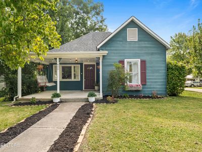 400 E Quincy Ave
