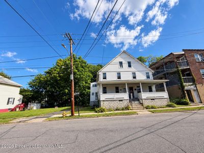 10-12 Mary St