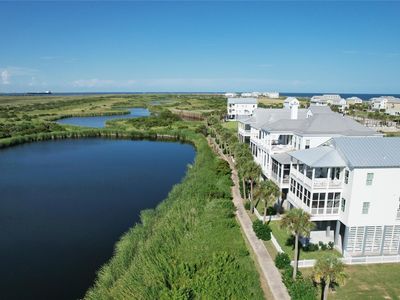 1510 Beachtown Dr