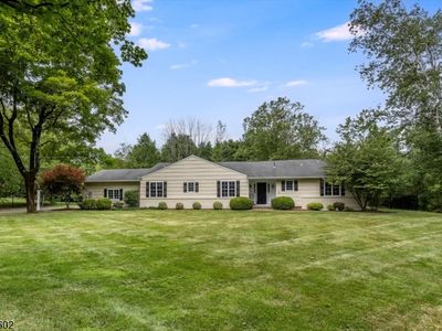24 Brookfield Way
