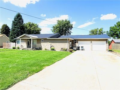 525 E Main St