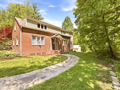 55 Dogwood Rd