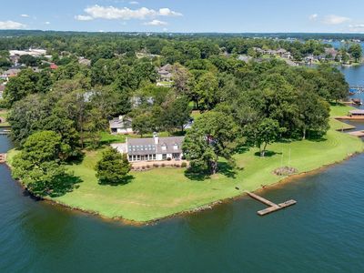 3-3 Strawberry Ln #4