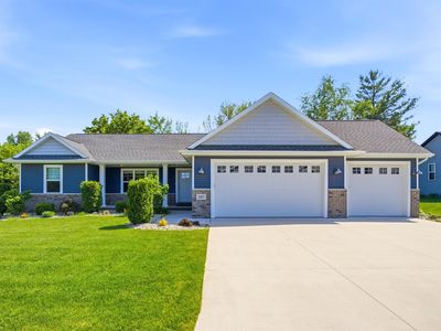 107 Brookwood Dr