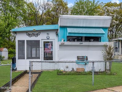 71 Locust Grove