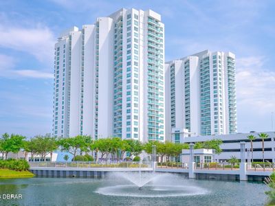 241 Riverside Dr Unit 907