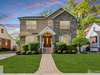 22 Macarthur Ave