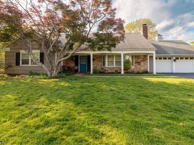 14 Buttonwood Dr