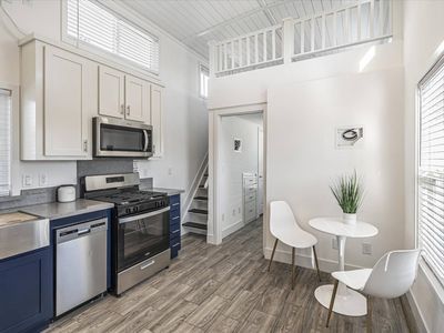 1700 El Camino Real #10