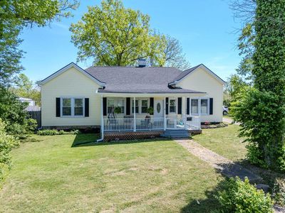 363 S Main St