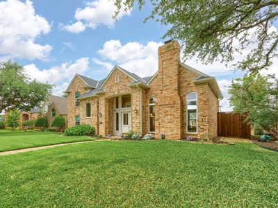 5909 Fairmount Dr