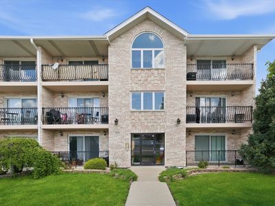 5940 W 87th St APT 301