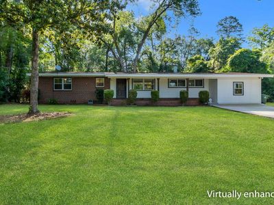 2351 Amelia Cir