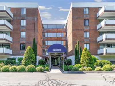 1460 Elm Street #421