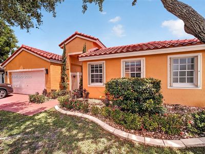 685 SW 198th Ter