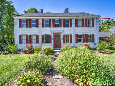 5 Eastford Road