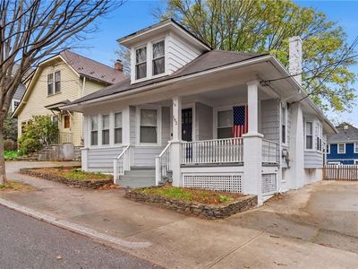 102 Overhill Rd