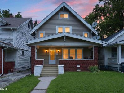 1938 Cone St