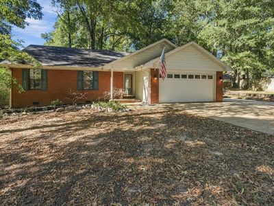 2927 Green Leaf Dr