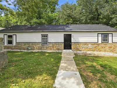 Property at 8310 Ottawa St, De Soto, KS