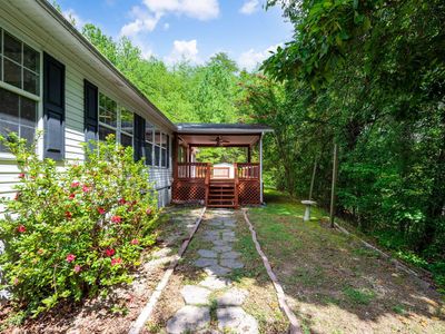 288 Five Points Rd