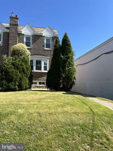 1427 Friendship St