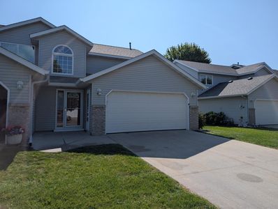 2628 Viola Heights Dr NE