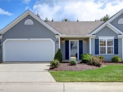 327 Breckenridge Oval