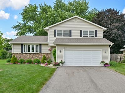 2109 Fairfield Rd