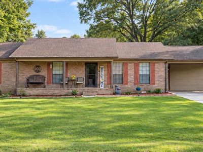 80 Elmfield Dr