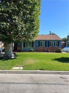 228 W Atara St