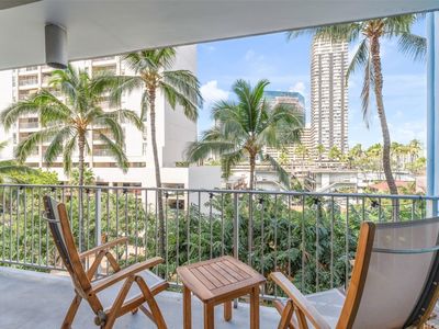 439 Keoniana St APT 503